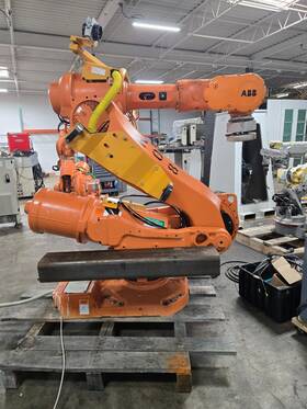 Abb 6650-200/3.0 Irb Industrial Robot With Irc5 Controller