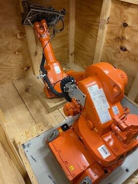 M2004 Abb 8/1.45 Irb 1600 Industrial Robot With Irc5 Controller