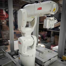 Abb Irb1200 Irb 1200 Robotic Work Cell With Irc5 Controller
