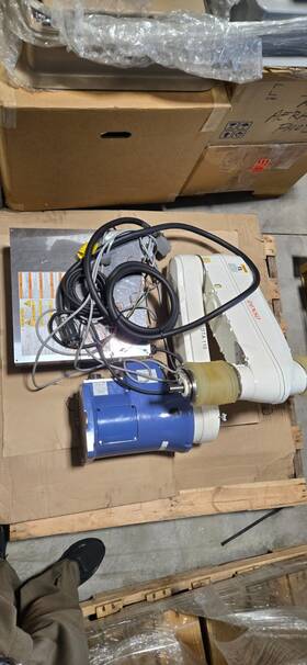 Denso Hm-40a02m-w 2013 4-axis Scara Robot 10kg 1000mm Needs Repaired
