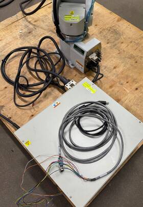 C4-a901s Epson 6-axis Robot Arm End Effector Rc700 Controller Cables