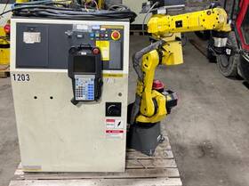 Fanuc M-10ia/10s Robot M-10ia / 10s With R-30ia Controller And Teach Pendant