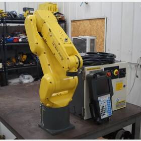 R30ibmate Fanuc R2000id/7l With Controller