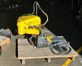 Sr-12ia Fanuc Scara Robot Year 2021 With Controller And Teach Pendant