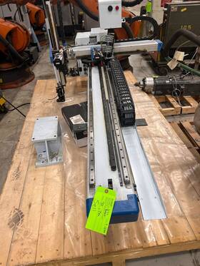 Kw3-lnh100p Kowey Injection Robot Arm Used