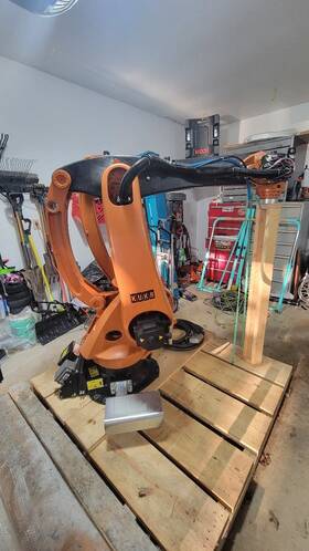 Krc4 Kuka Kr40 Pa With Controller