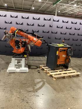 R2100 Kuka R2100/sel Kr 70 Robot With Krc4 Controller 6-axis 70kg 2101mm Used
