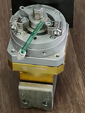 Magswitch 8140319 Ar50 Pnematic Magnetic Gripper. Used For A Demo On Robot