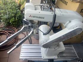 Rv-12sdc-sul315 Mitsubishi Industrial 6-axis Robot Arm