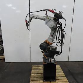 Yt-cat353t1w Panasonic Ya-1qar81u06 Ya-1 6-axis Welding Robot With Base Feeder&gun
