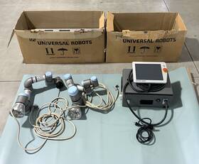 Cb31ur3 Universal Robots Ur3 Collaborative Robot With Contol Box And Pendant 2 Qty Read