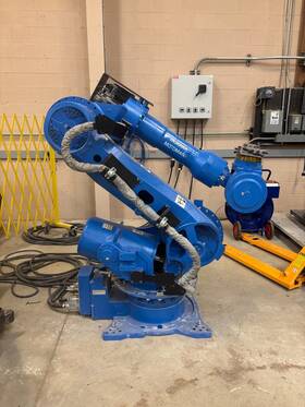 Yaskawa Es0200d-e02 Es200d With Dx100 Controller