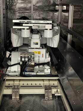 Yaskawa Yrcsl15d-b08 Motoman Dual Arm Lcd Handling Robot With 15ft Linear Rail