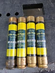 1-BUSSMAN Low-peak LPS-RK-40SP Dual-element Time-delay Fuse 600VAC/300VAC. Fixed Price $16.49.