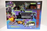 Transformers Legacy Evolution Stunticon Menasor 5-PACK Set Hasbro Damaged Box. Fixed Price $399.99.