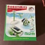Solar Powered Robotikits In Educational Energy OWI-MSK610 New/open Box. Fixed Price $9.00.