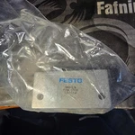 1PCS New Vacuum Generator 9394 VAD-1/4 Festo. Fixed Price $30.00.