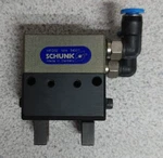 Schunk MPG32 340011 2-FINGER Pneumatic Gripper W/o Sensor New!! Quantity!! Wow!!. Fixed Price $400.00.