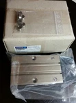Schunk Finger Angular Gripper Lgr 40 312978. Fixed Price $460.00.