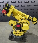 Fanuc 2000IB/165F Foundrypro Robot Arm Used. Fixed Price $6250.00.