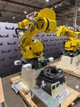 Fanuc 2000IC/165F Complete With 30IB Plus Controller Used. Fixed Price $35000.00.