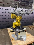 Fanuc 2000IC/165F Complete With 30IB Plus Controller Used. Fixed Price $35000.00.